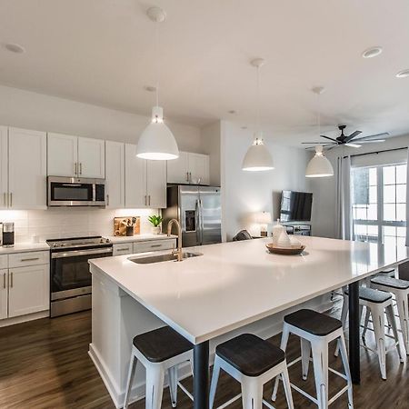 Brand New 4 Bedroom 4Bath Townhome With Amazing Rooftop! Nashville Extérieur photo